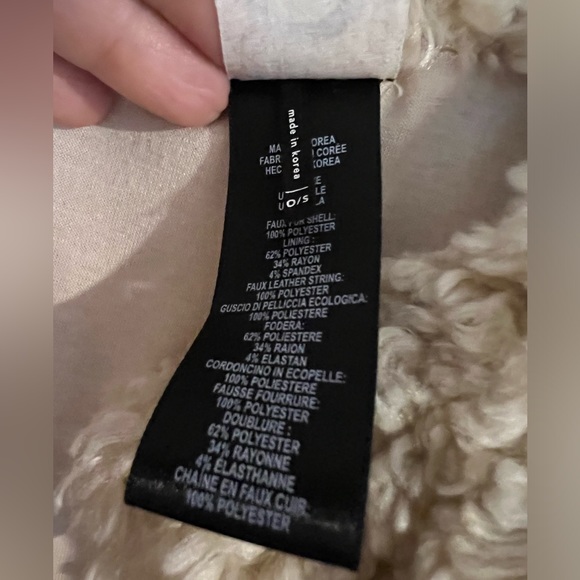 Anthropologie Akemi + Kin Alonna Teddy Layering Vest Cream Off White Sherpa OS - Picture 11 of 13